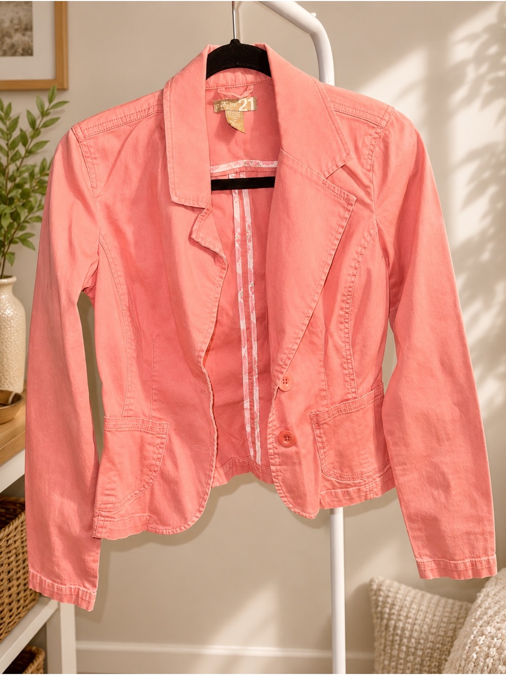 Y2K Coral Pink Cropped Blazer